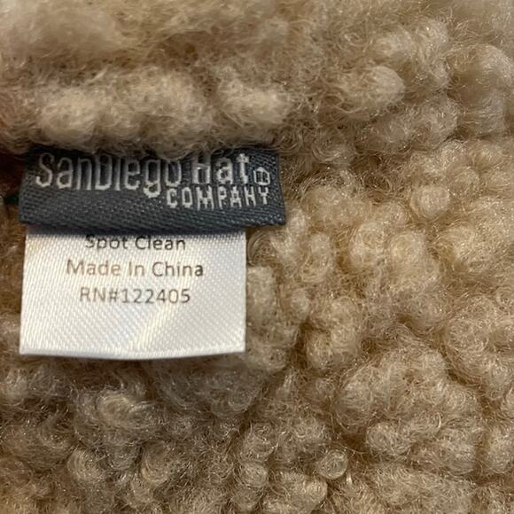 San Diego Hat Co. women's faux fur, Panama Bucket hat. - Picture 6 of 6